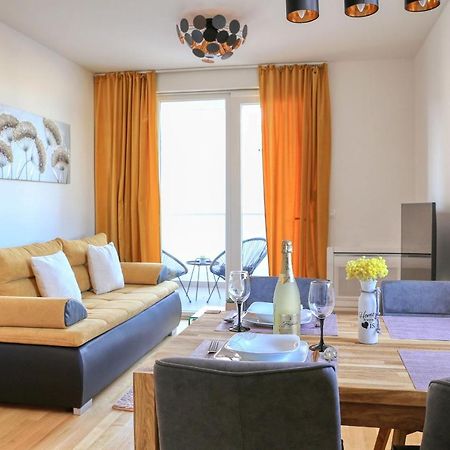 Apartament Barbara With Private Parking In The Garage Zadar Zewnętrze zdjęcie