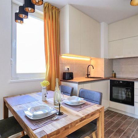 Apartament Barbara With Private Parking In The Garage Zadar Zewnętrze zdjęcie