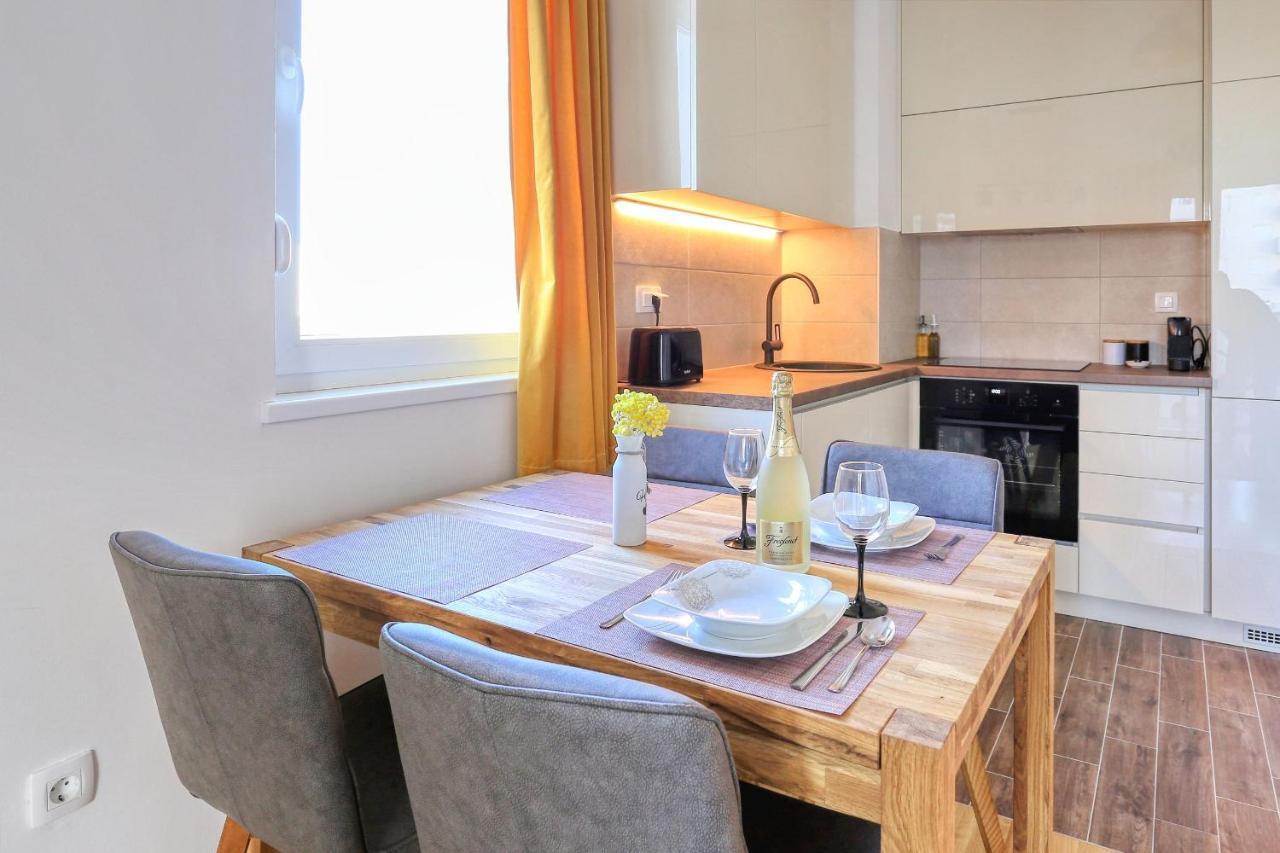 Apartament Barbara With Private Parking In The Garage Zadar Zewnętrze zdjęcie