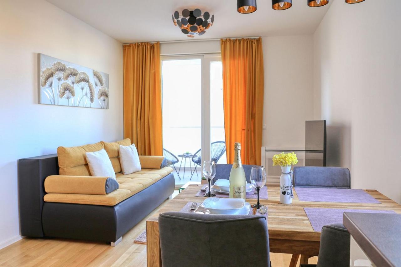 Apartament Barbara With Private Parking In The Garage Zadar Zewnętrze zdjęcie