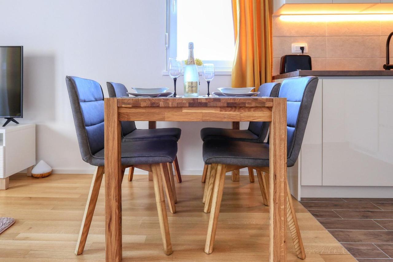 Apartament Barbara With Private Parking In The Garage Zadar Zewnętrze zdjęcie