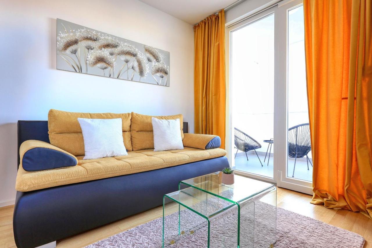 Apartament Barbara With Private Parking In The Garage Zadar Zewnętrze zdjęcie