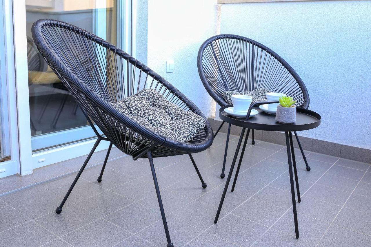 Apartament Barbara With Private Parking In The Garage Zadar Zewnętrze zdjęcie